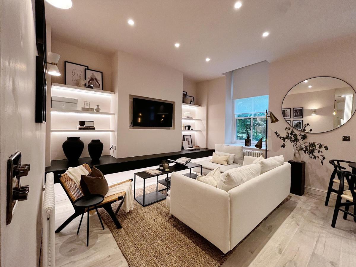 Luxury 2 Bedroom Flat In Central Тодморден Екстериор снимка