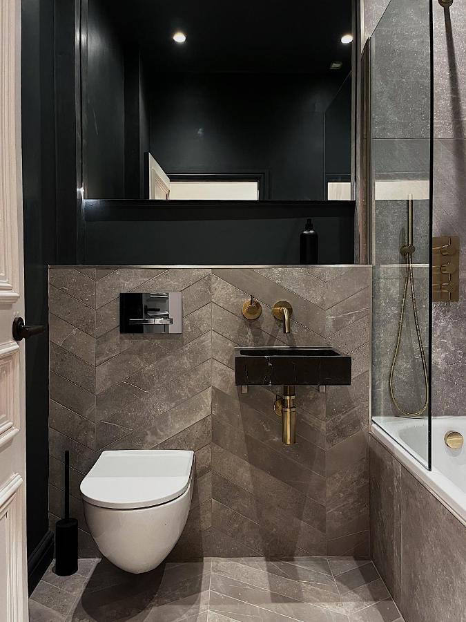Luxury 2 Bedroom Flat In Central Тодморден Екстериор снимка