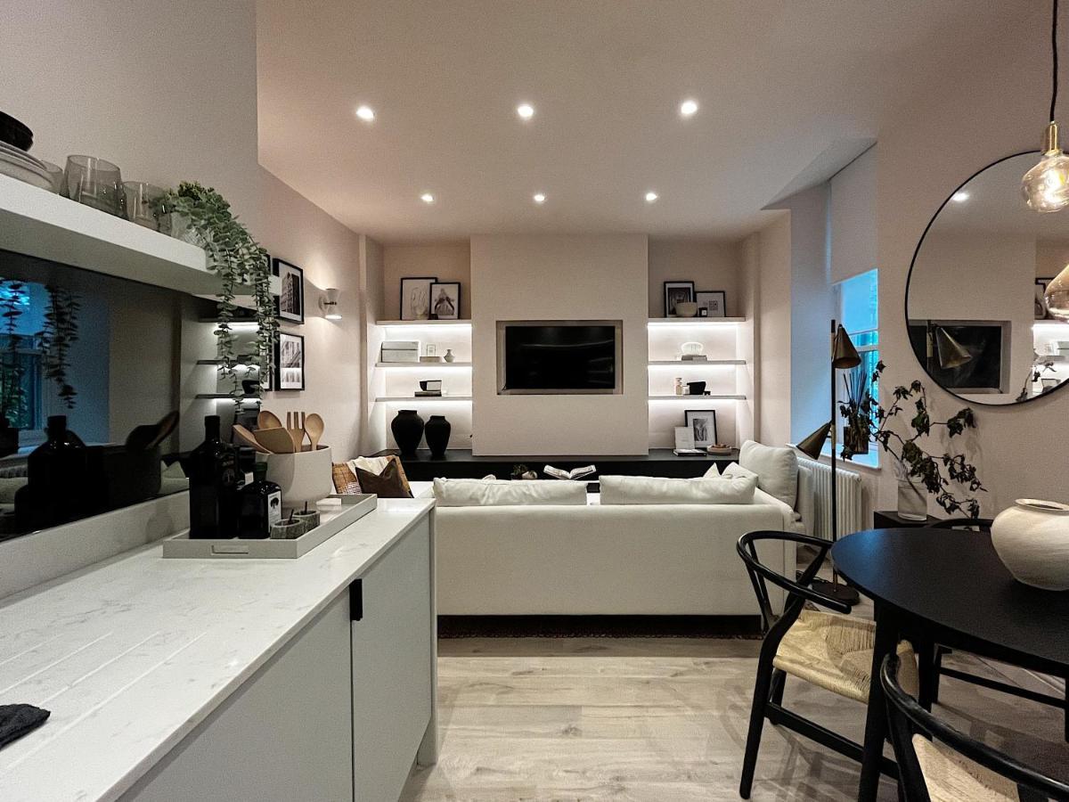Luxury 2 Bedroom Flat In Central Тодморден Екстериор снимка